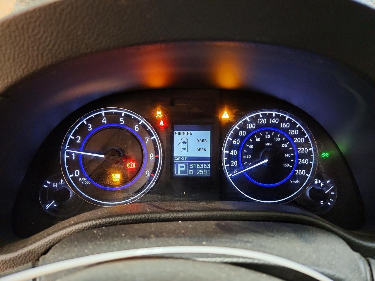 2012 INFINITI G37