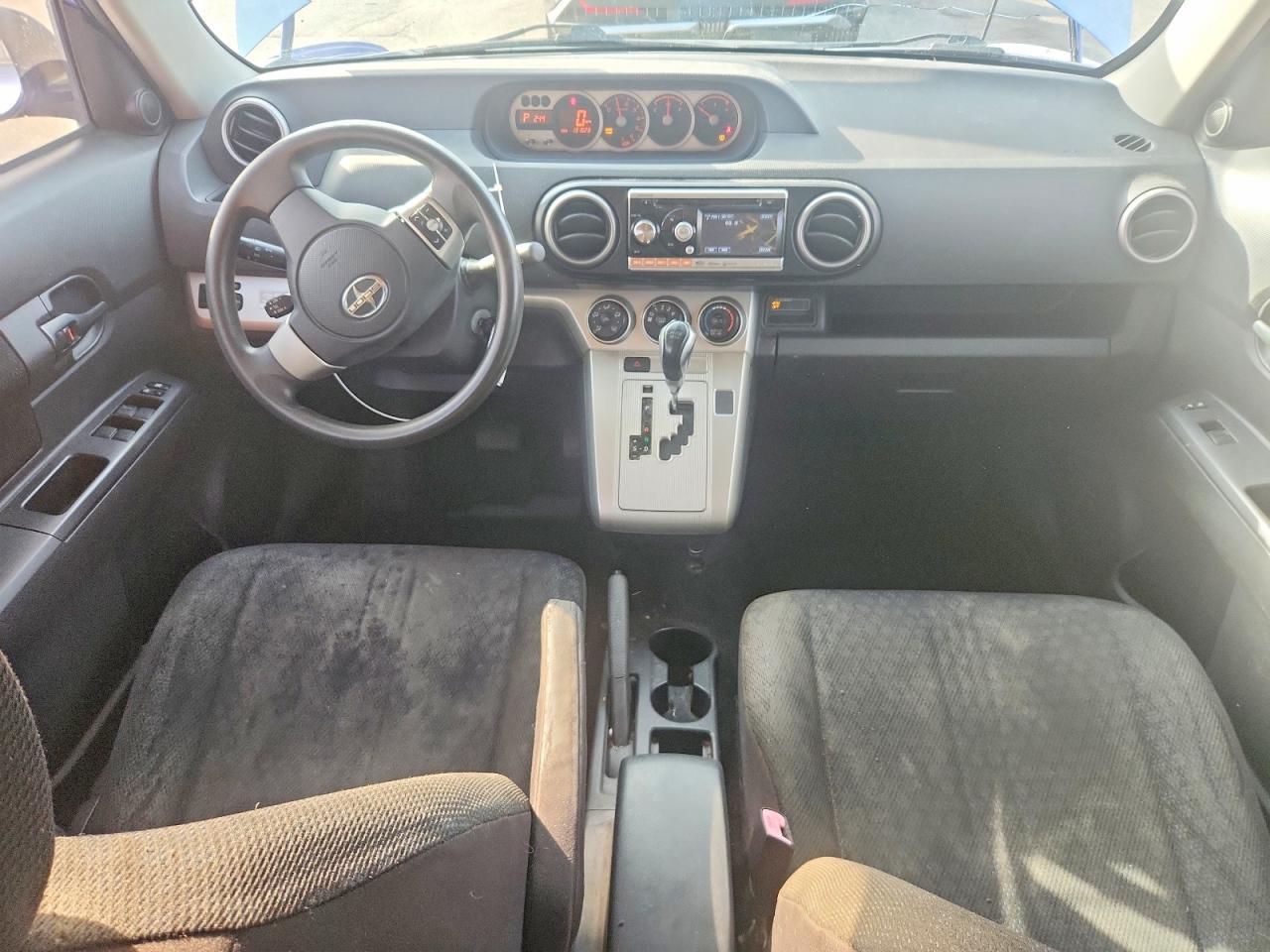 2010 TOYOTA SCION