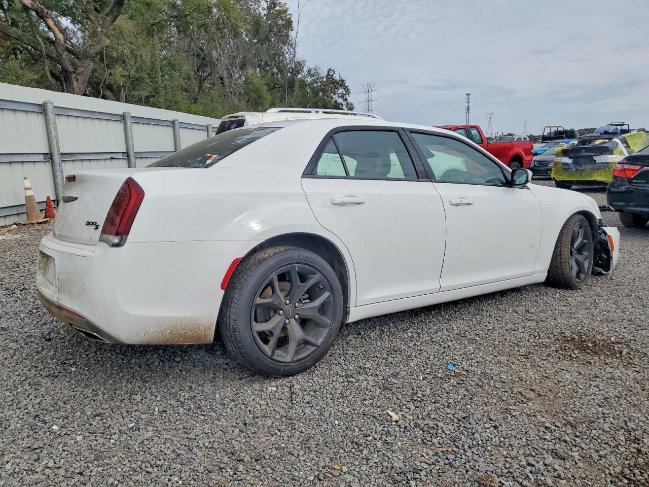 2022 CHRYSLER 300