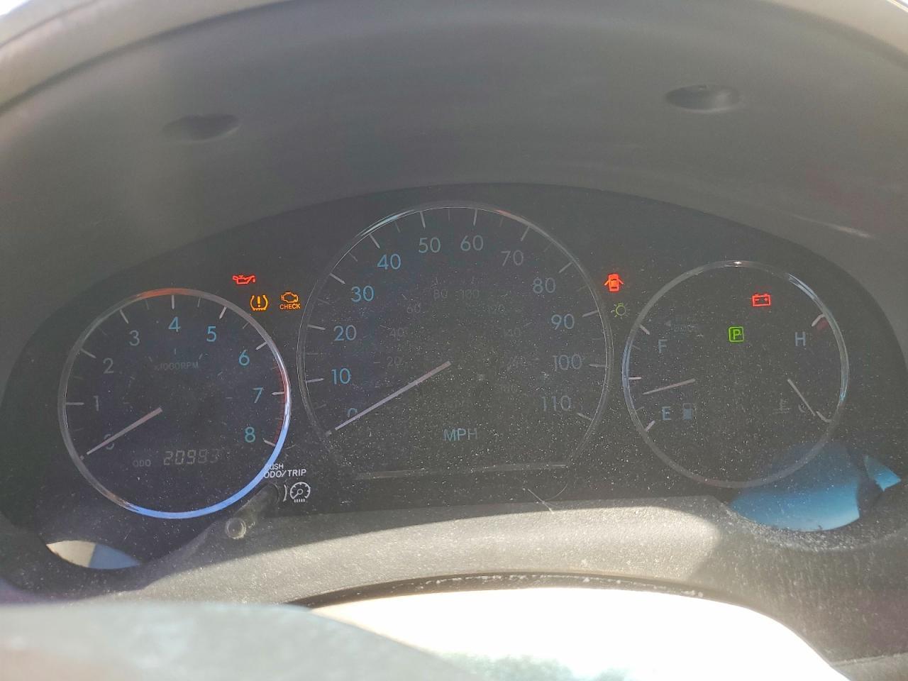 2010 TOYOTA SIENNA