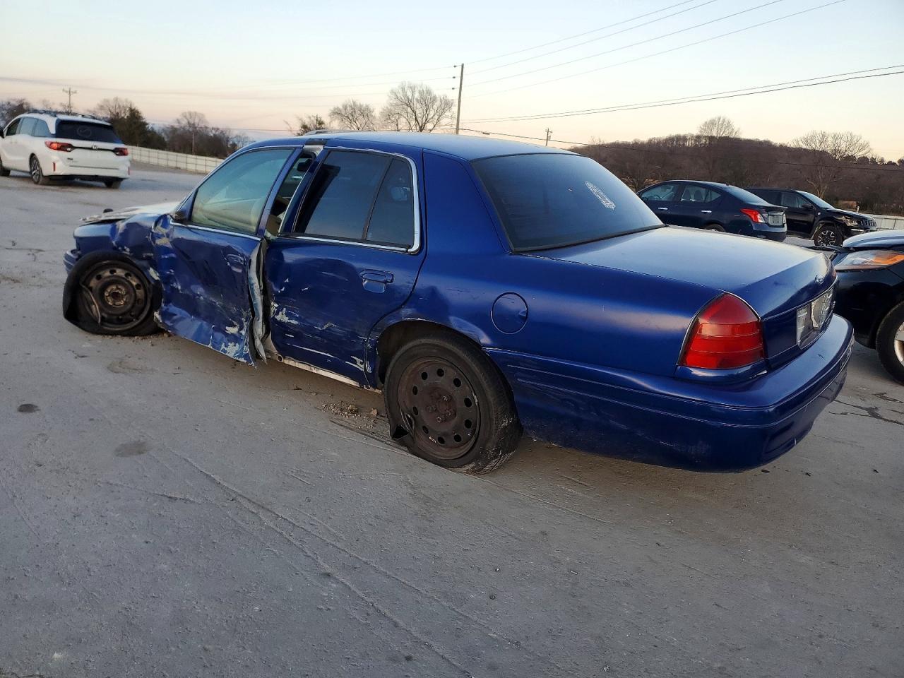 2009 FORD Crown Victoria