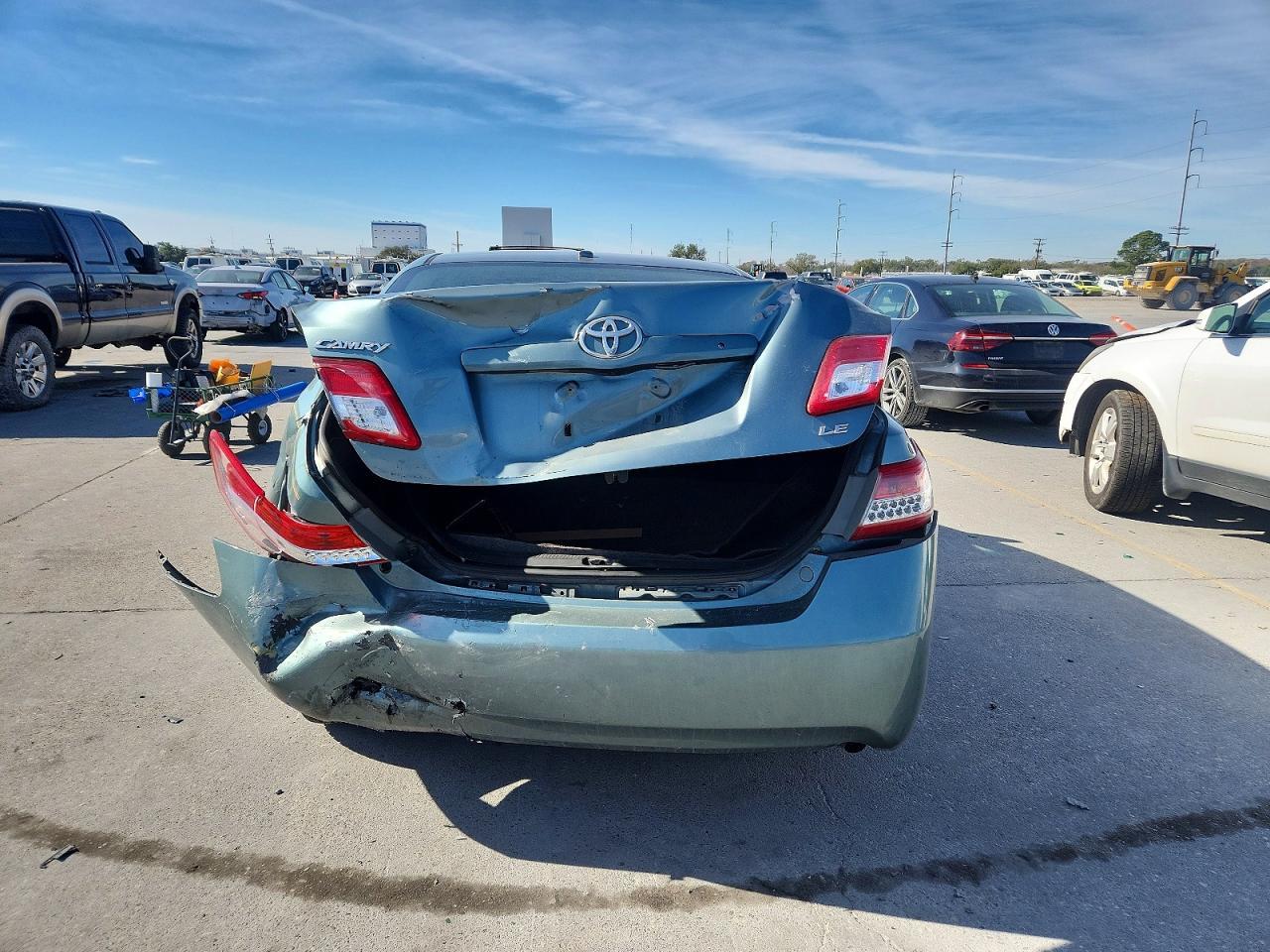 2011 TOYOTA CAMRY