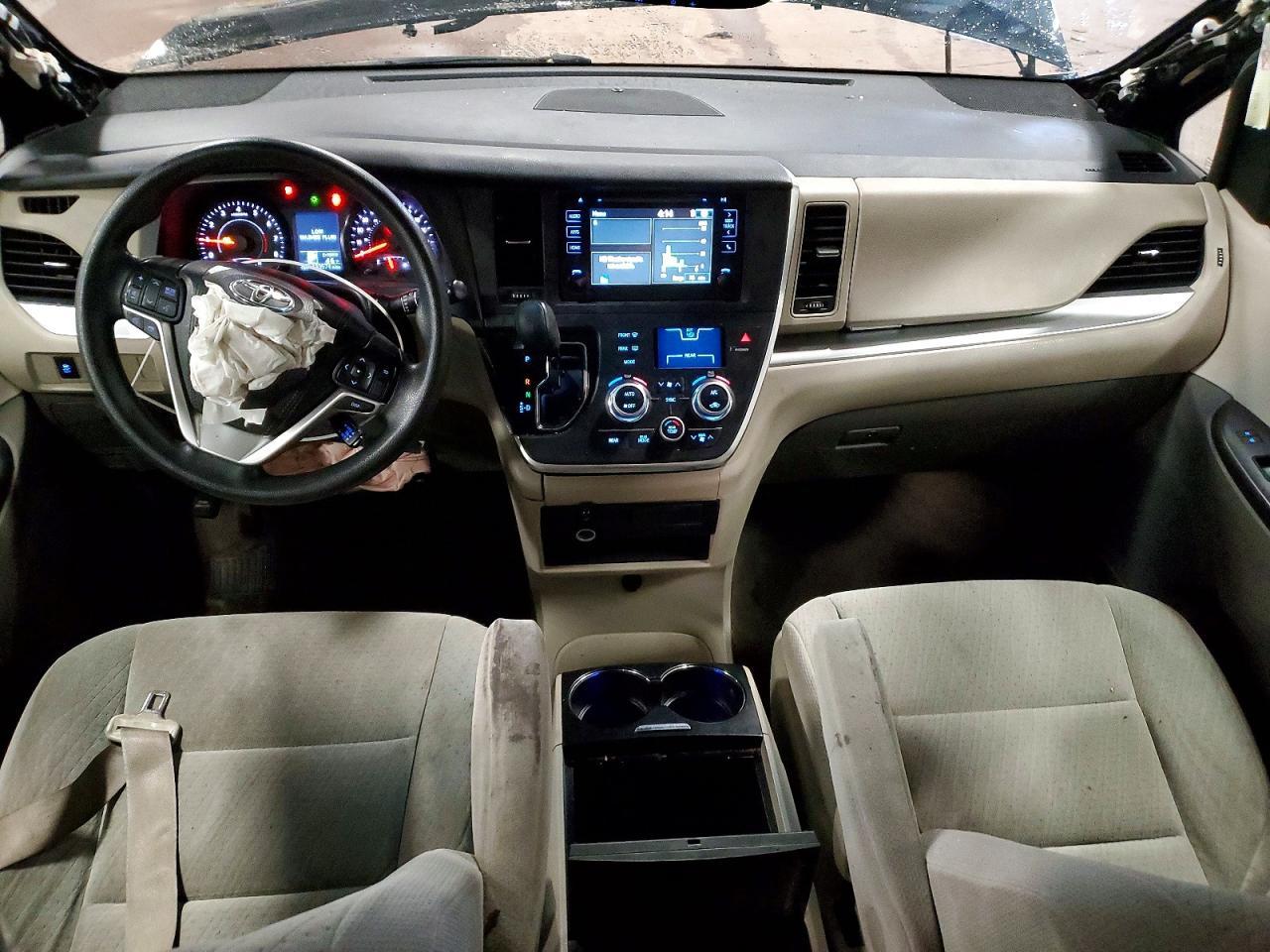 2015 TOYOTA SIENNA