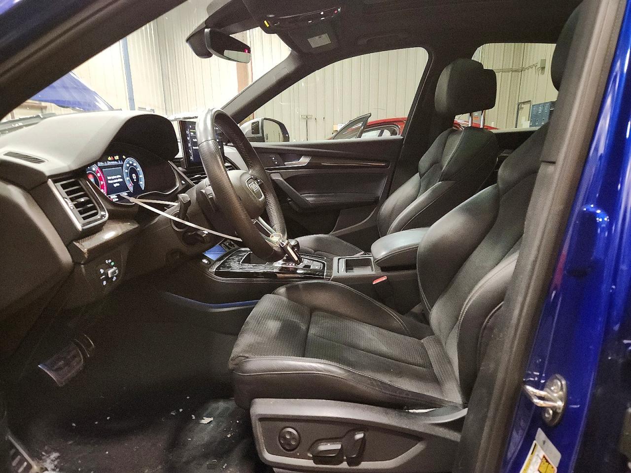 2022 AUDI SQ5