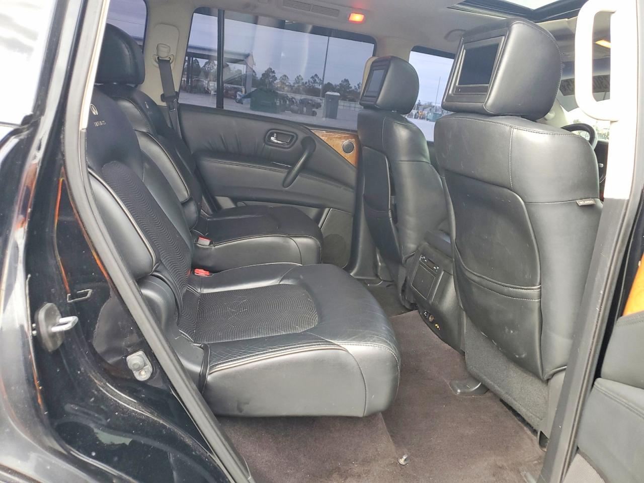 2011 INFINITI QX56