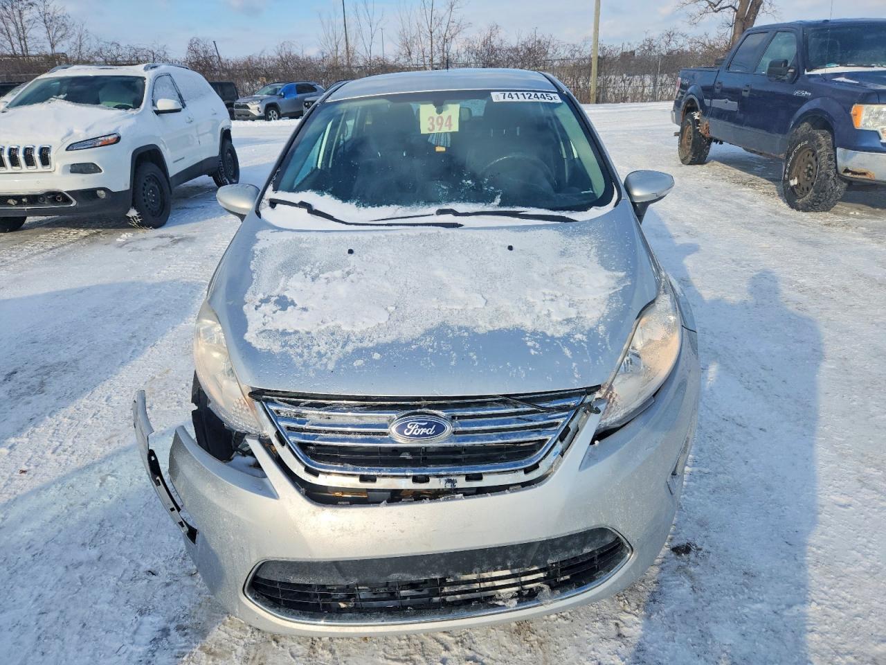 2013 FORD Fiesta