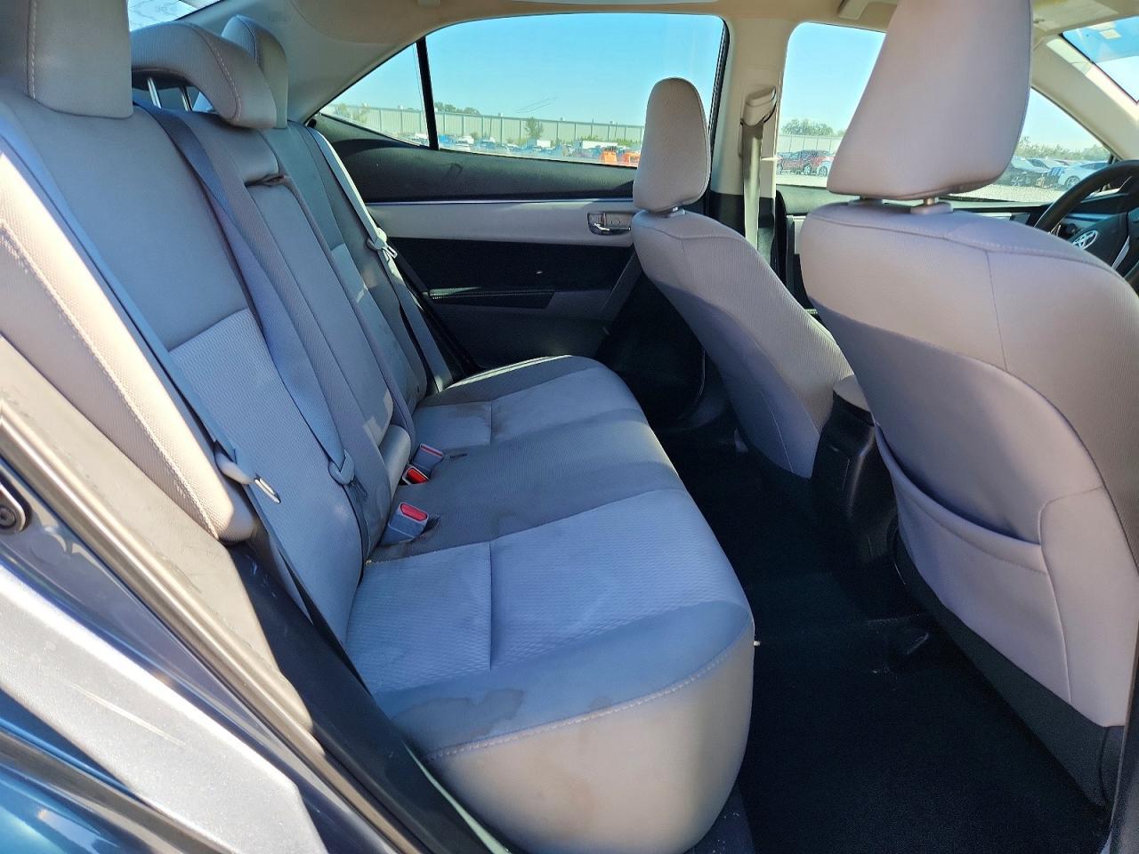 2015 TOYOTA COROLLA