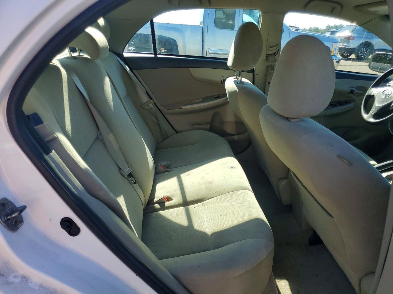 2012 TOYOTA COROLLA