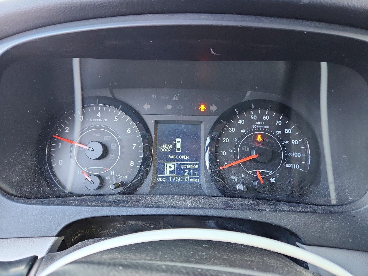 2015 TOYOTA SIENNA