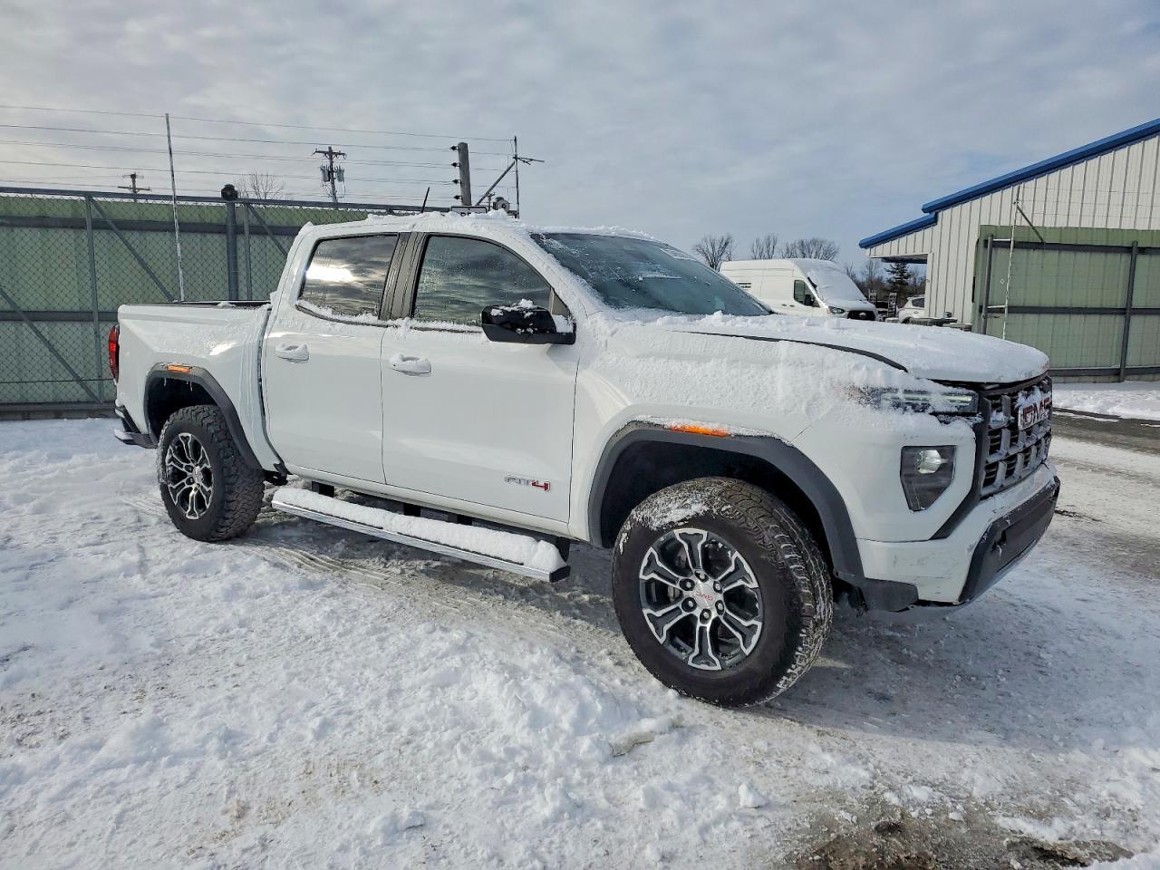 2024 GMC CANYON