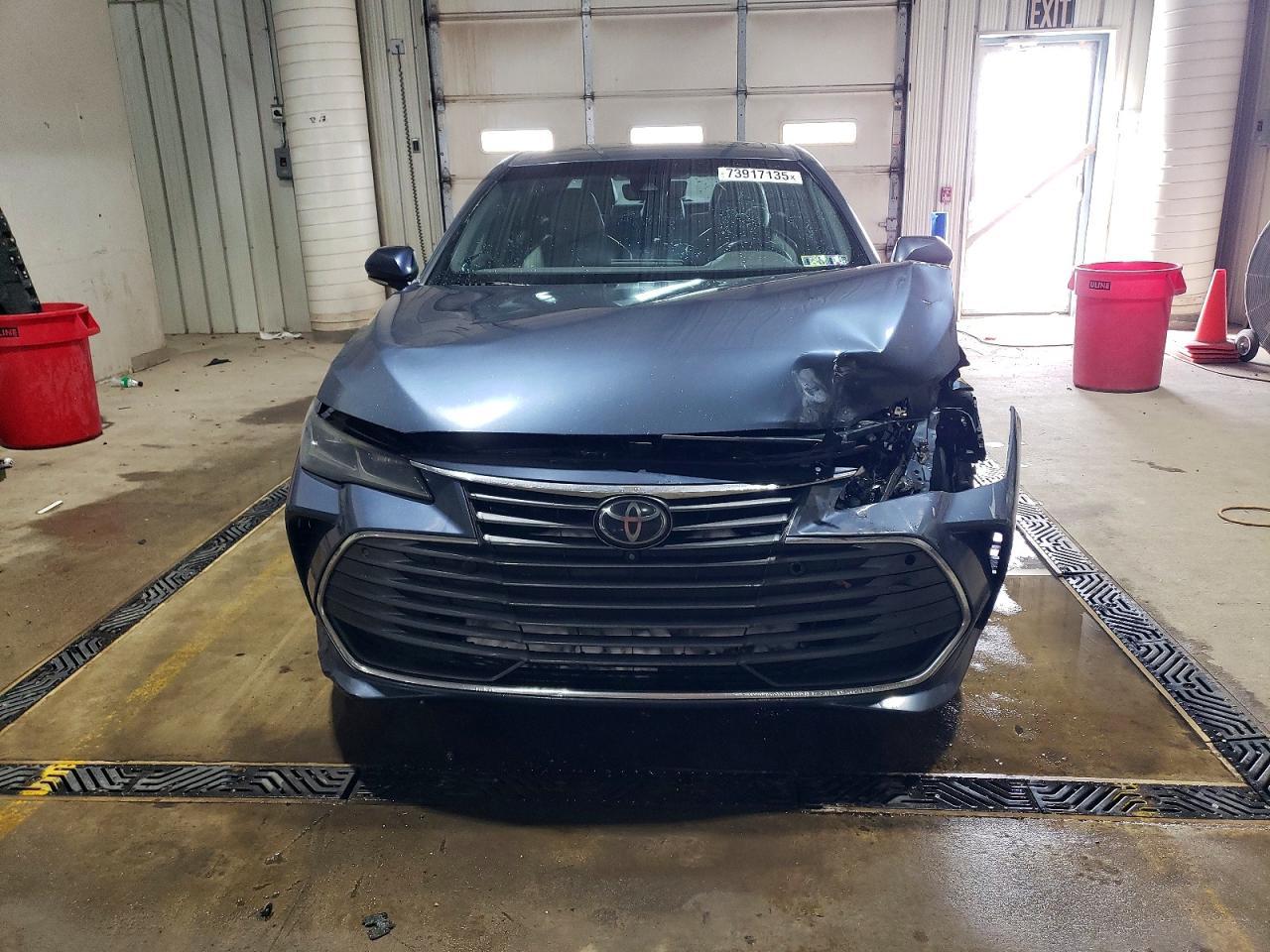 2021 TOYOTA Avalon