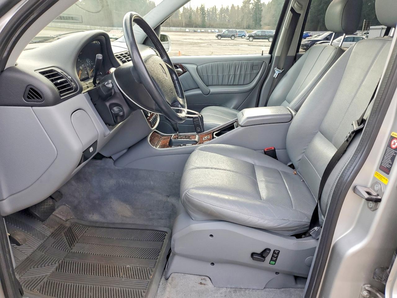 2002 MERCEDES-BENZ ML-Class