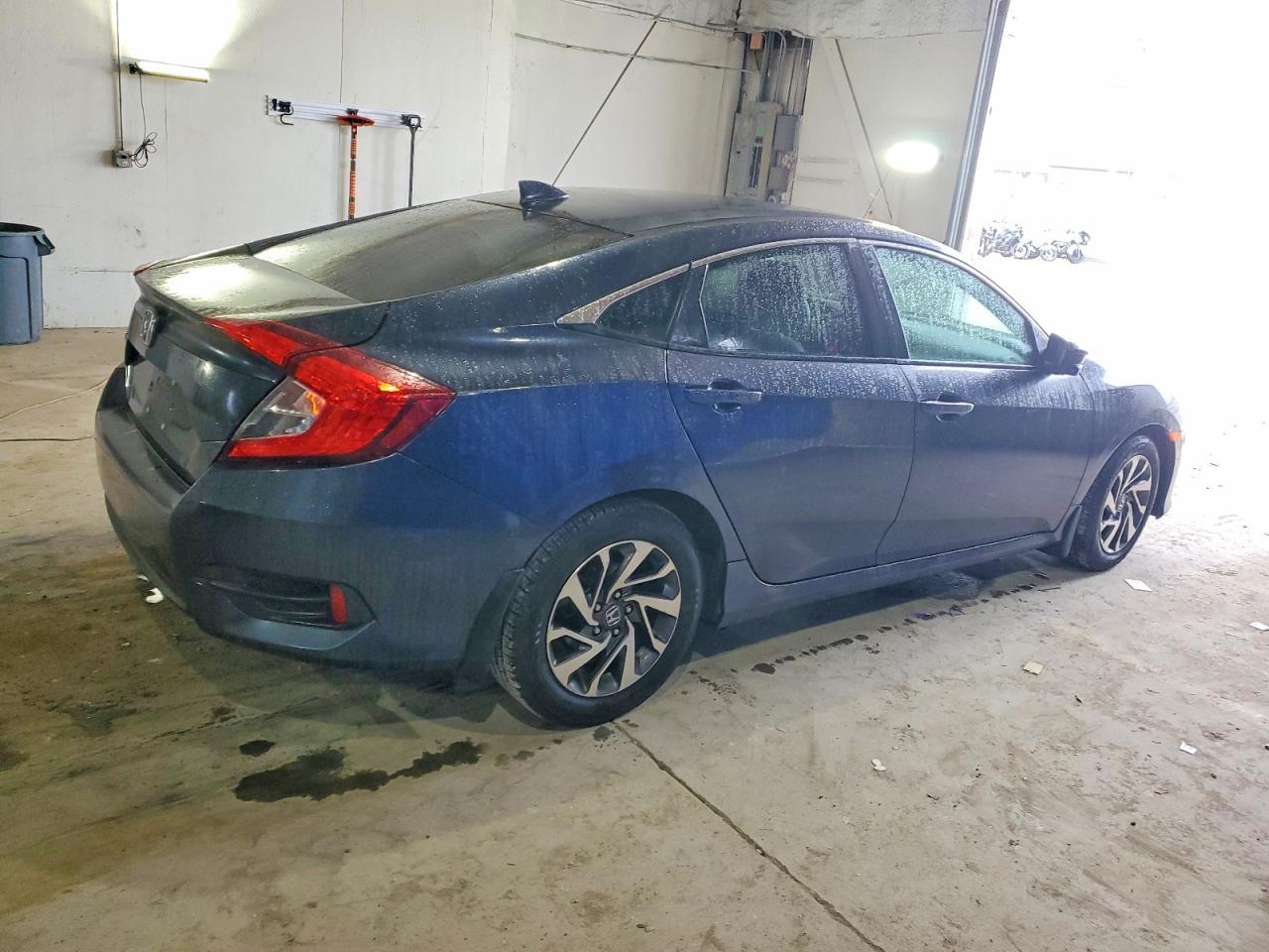 2017 HONDA CIVIC