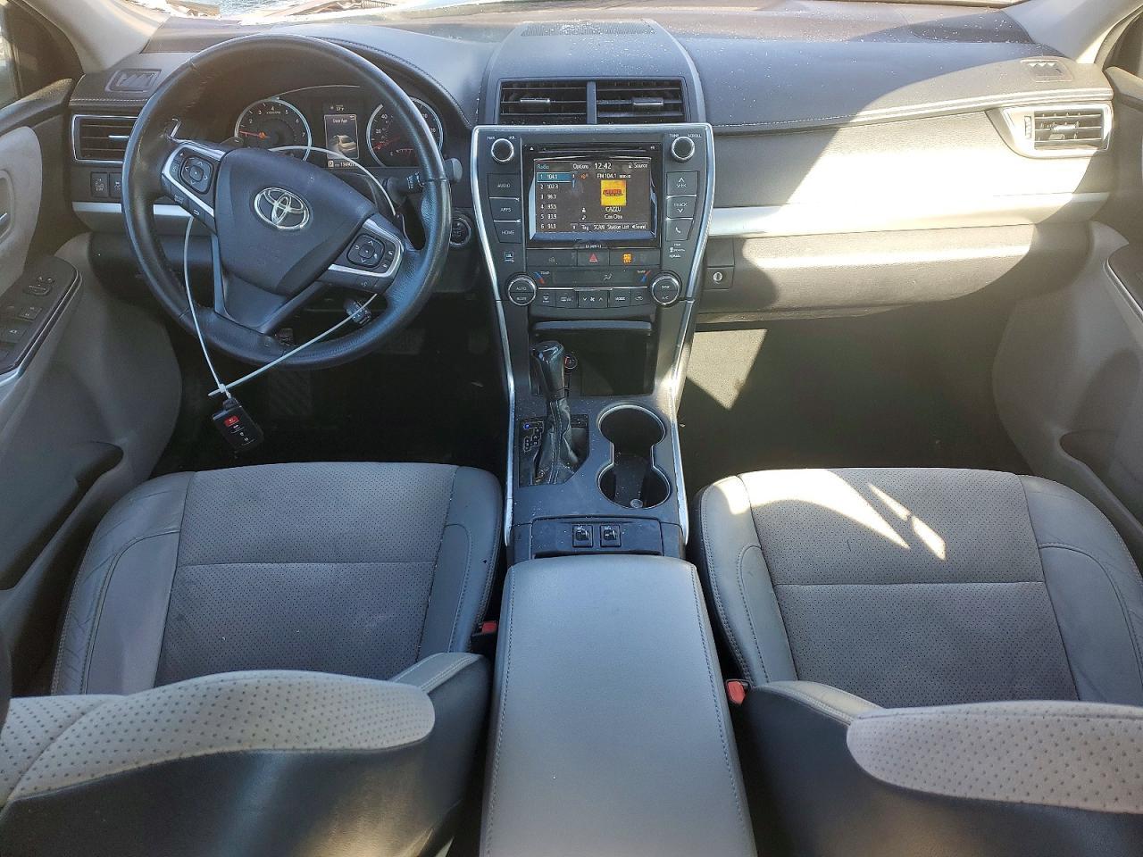 2017 TOYOTA CAMRY