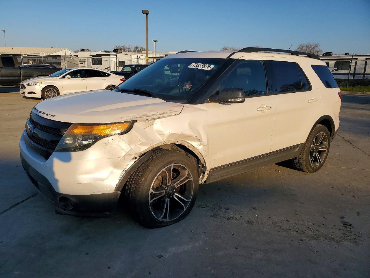 2015 FORD Explorer Sport Trac