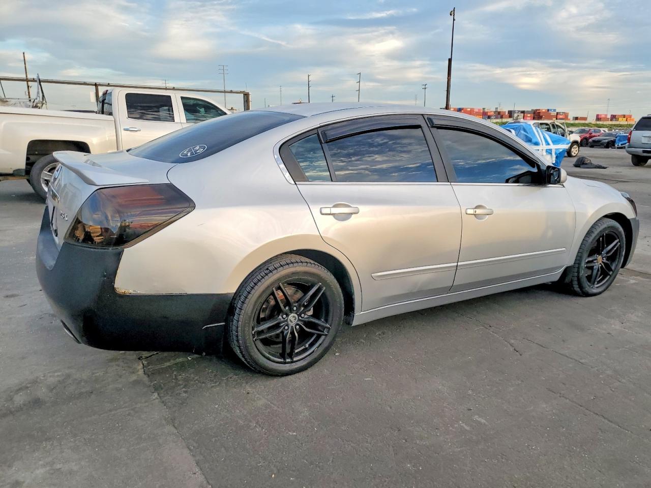 2012 NISSAN ALTIMA