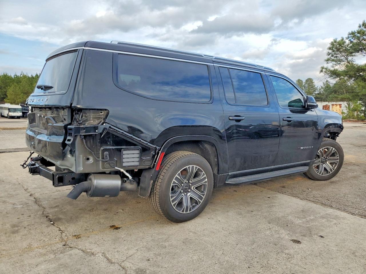 2025 JEEP Wagoneer