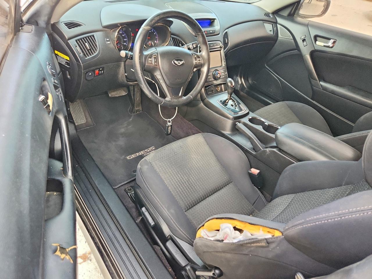 2011 HYUNDAI GENESIS