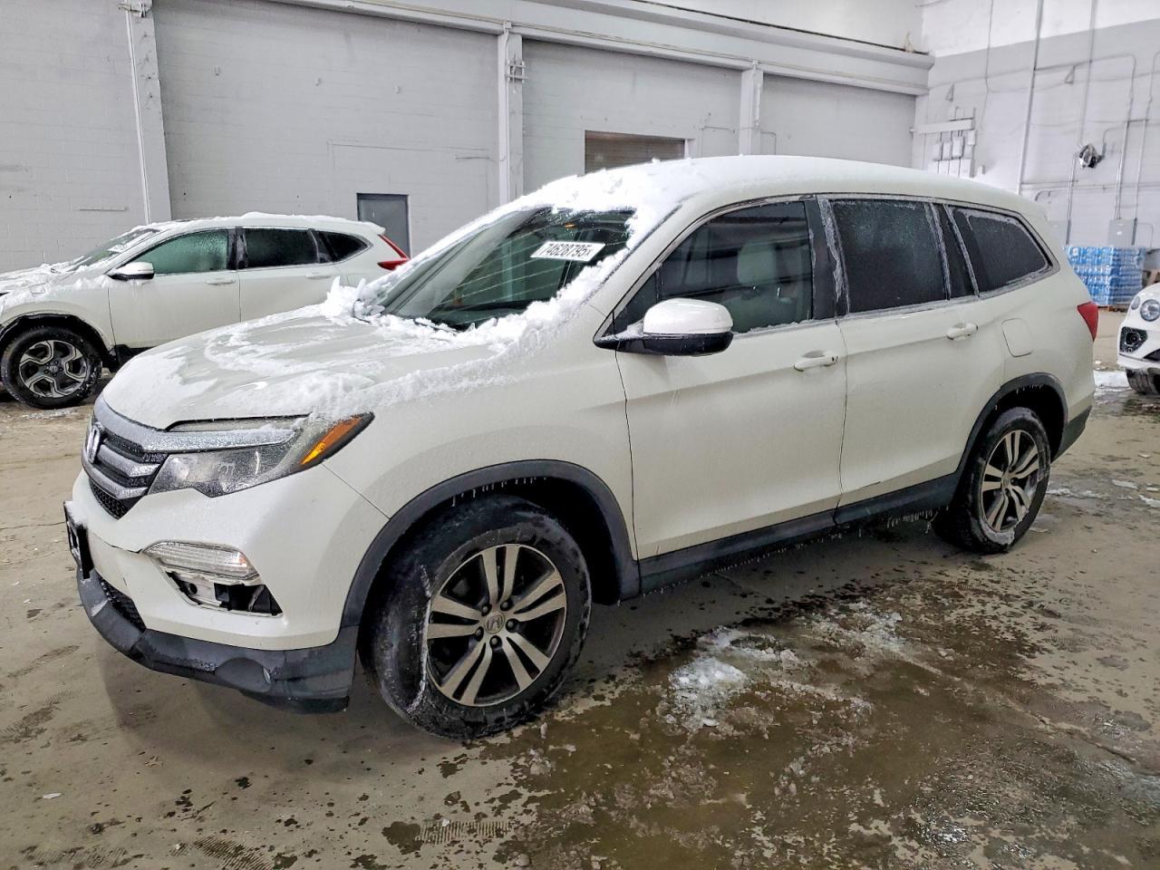 2017 HONDA PILOT