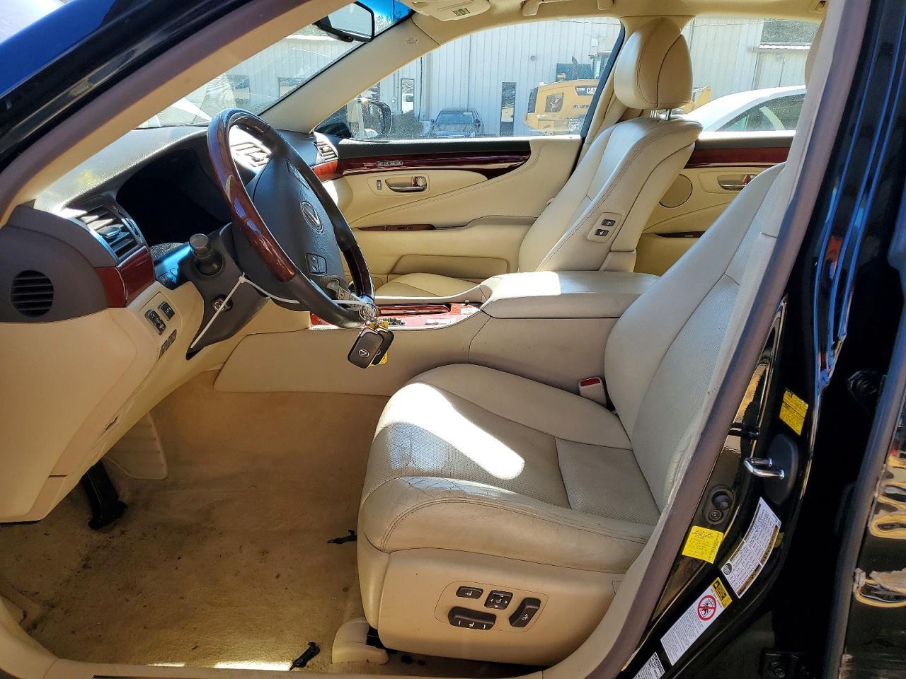 2012 LEXUS LS 460