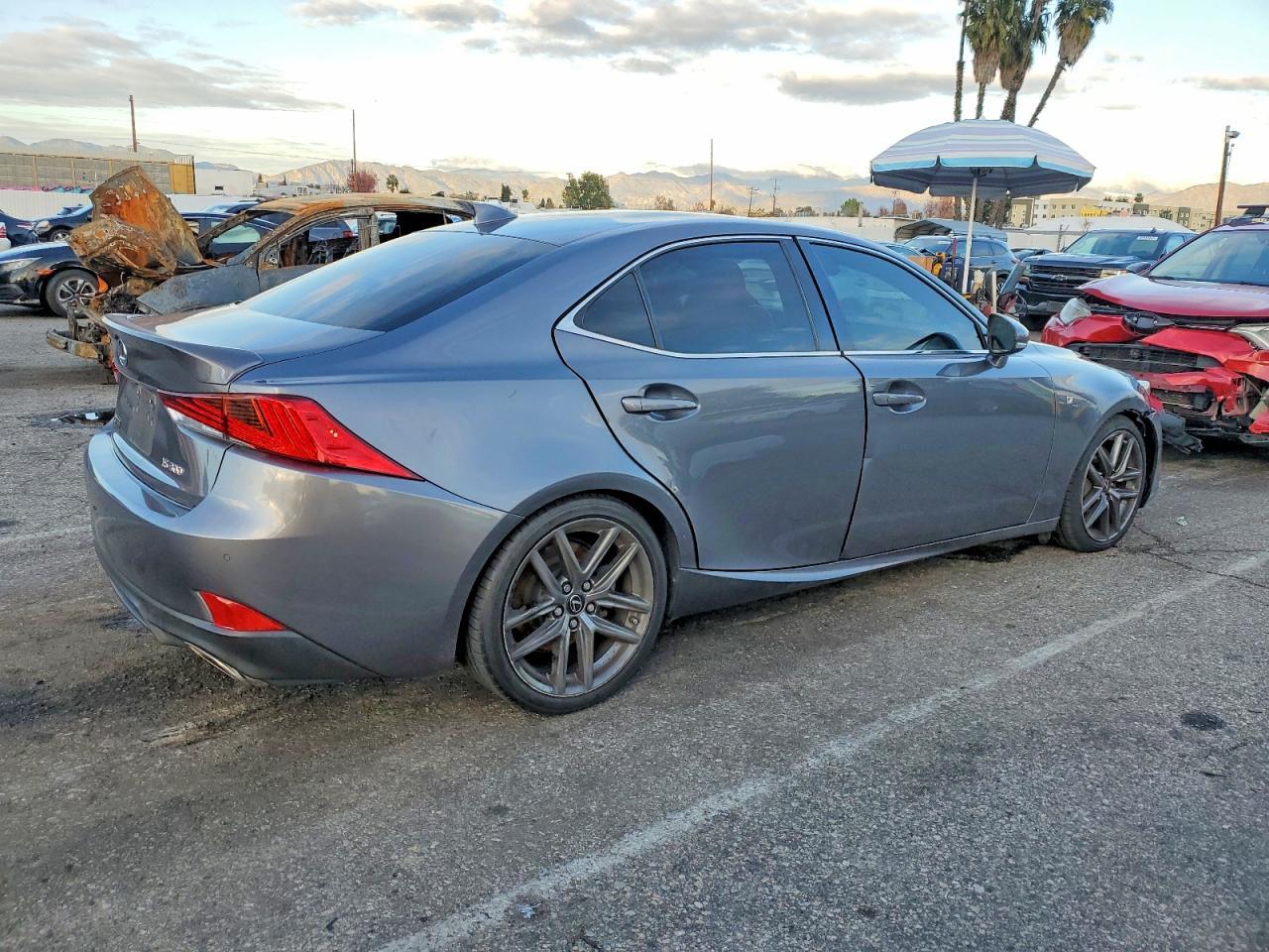 2018 LEXUS IS 300