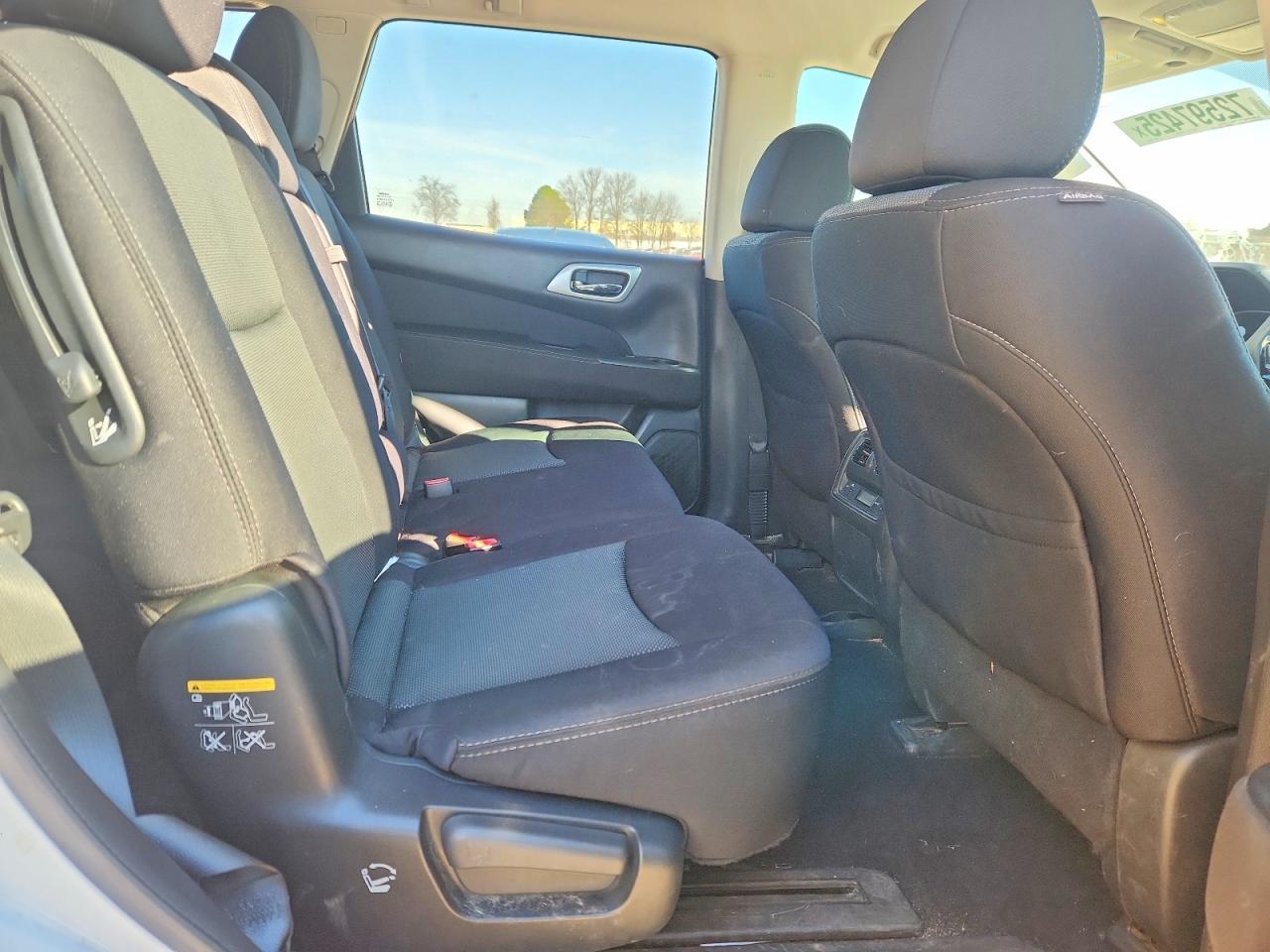 2017 NISSAN PATHFINDER