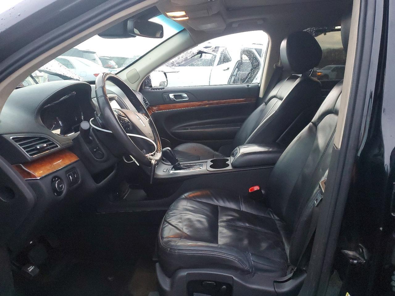 2019 LINCOLN MKT