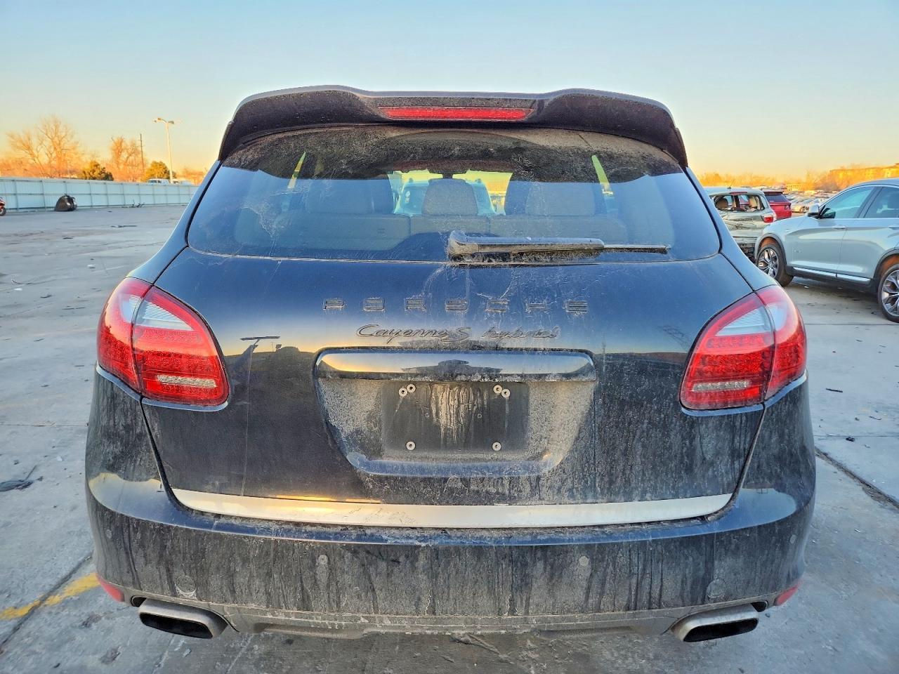 2012 PORSCHE CAYENNE