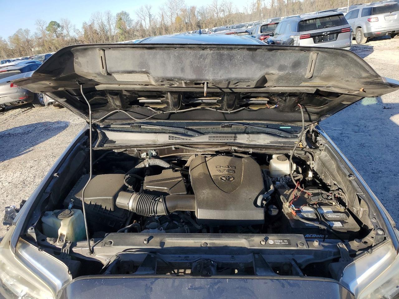 2016 TOYOTA TACOMA