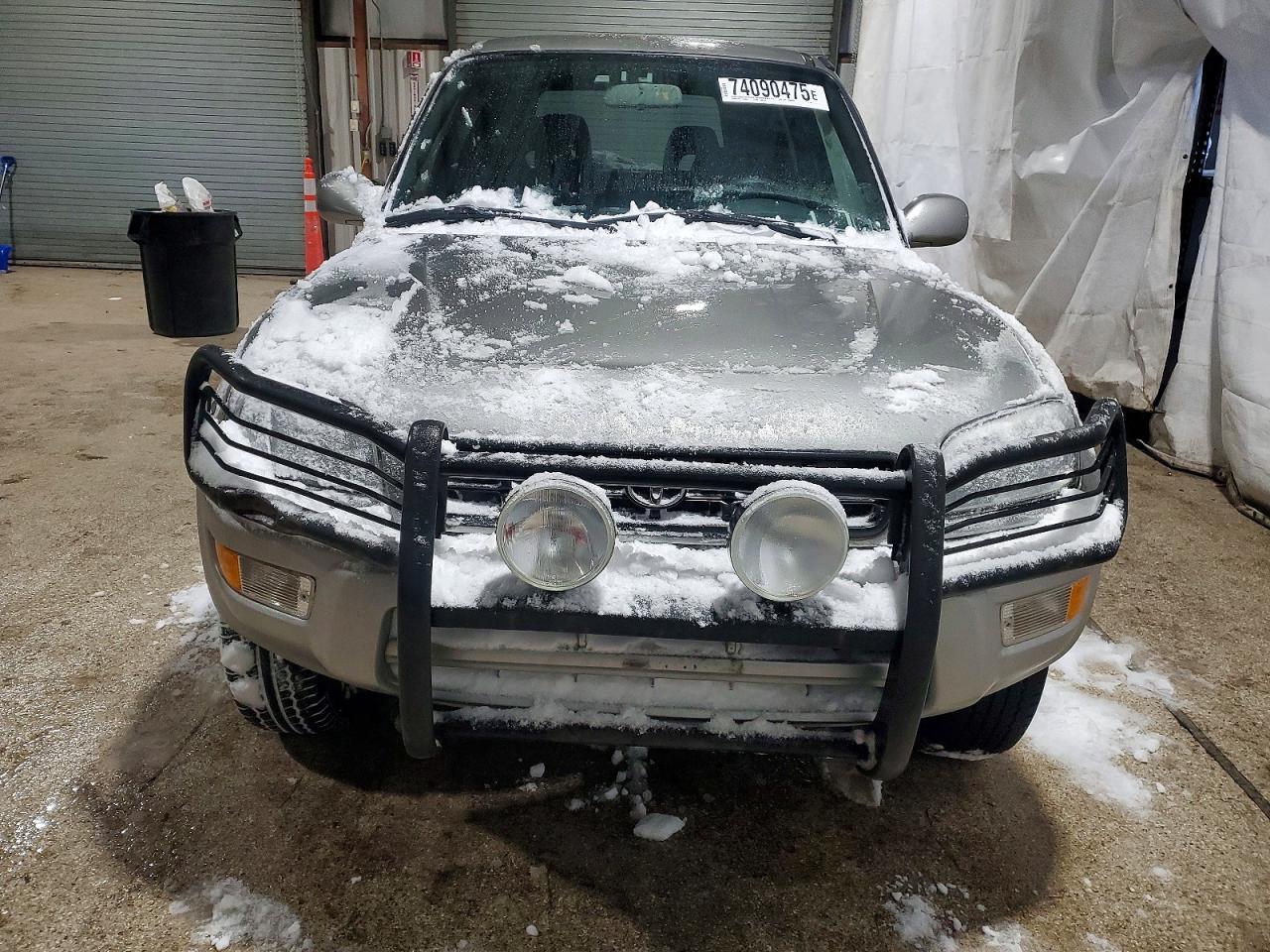 2000 TOYOTA RAV4
