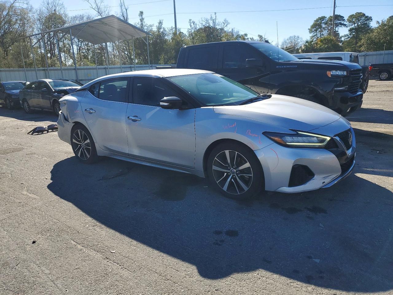 2022 NISSAN Maxima