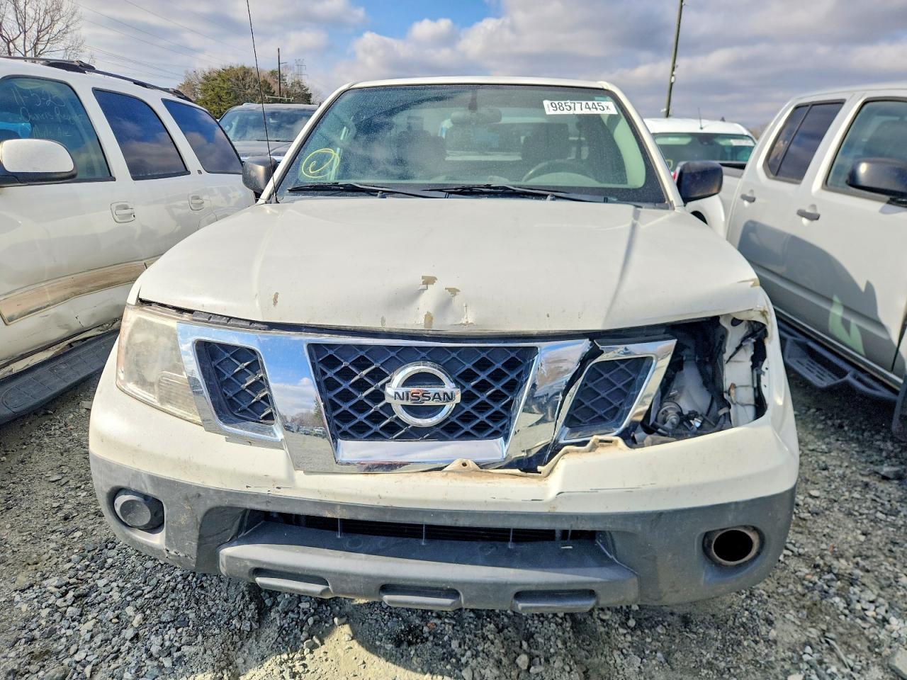2017 NISSAN Frontier