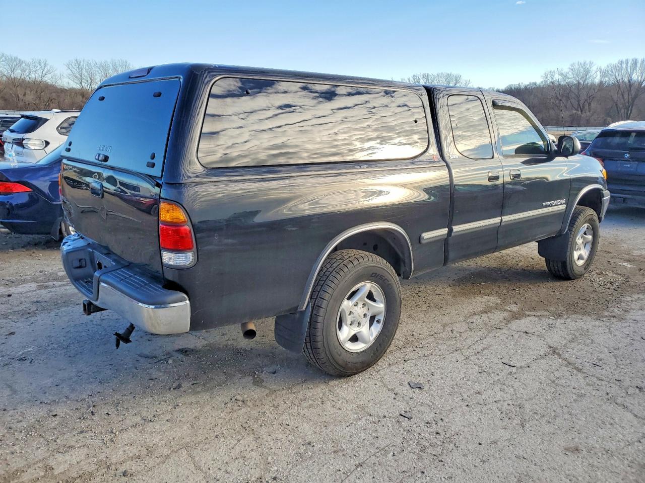 2000 TOYOTA TUNDRA
