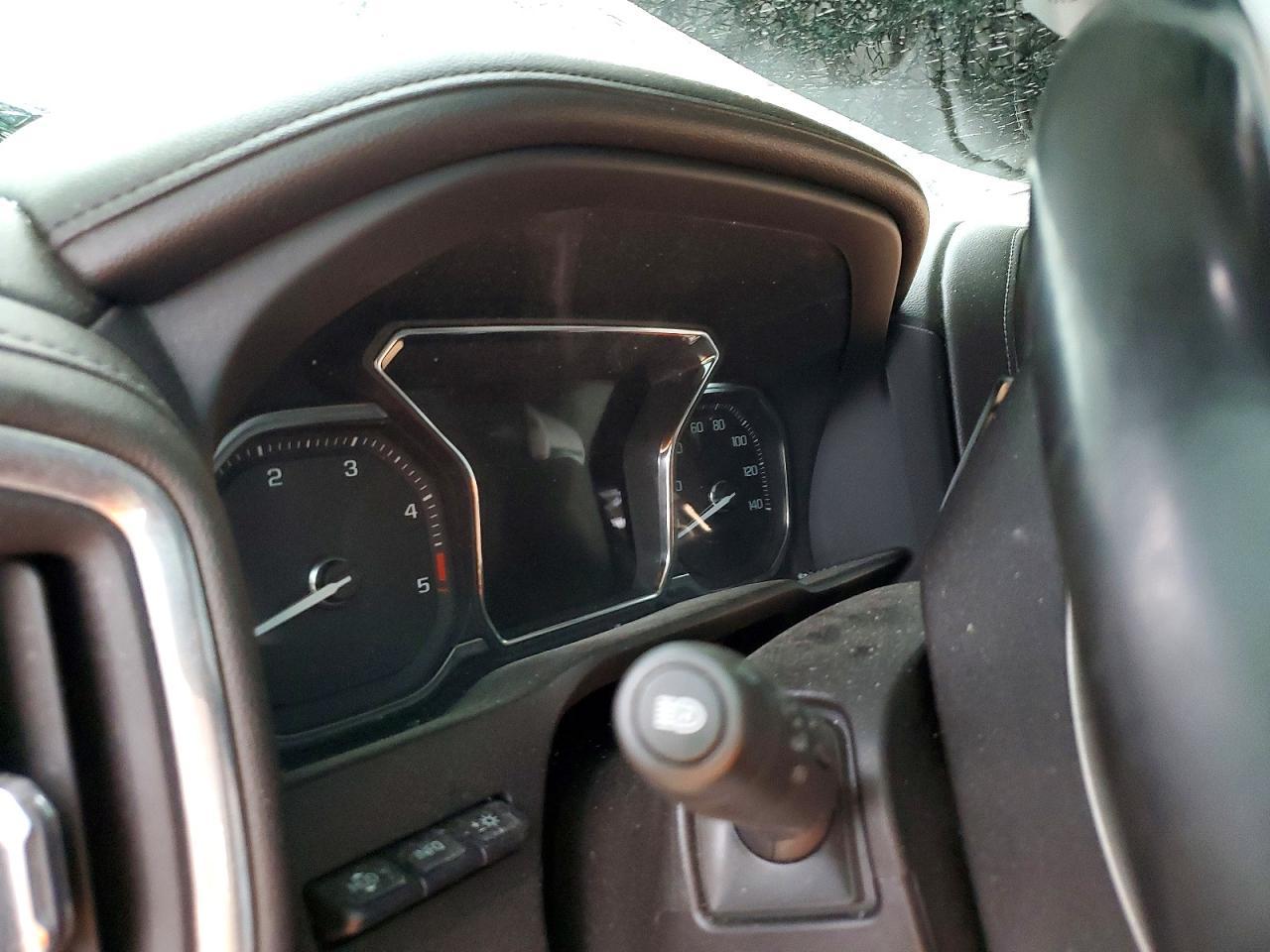 2023 GMC Sierra