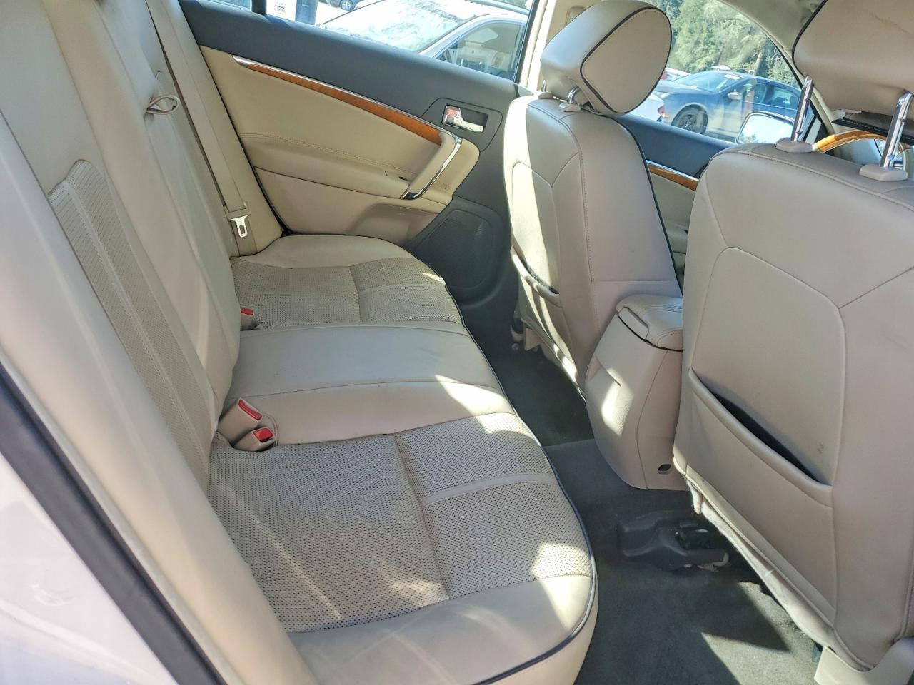2011 LINCOLN MKZ