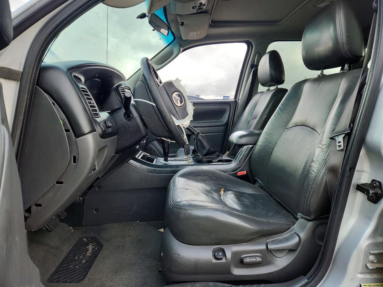 2006 MAZDA Tribute