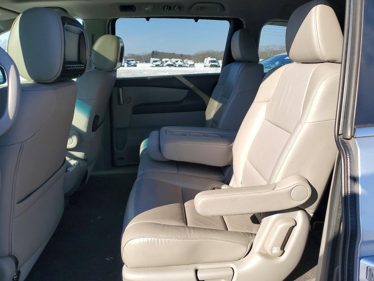 2011 HONDA ODYSSEY