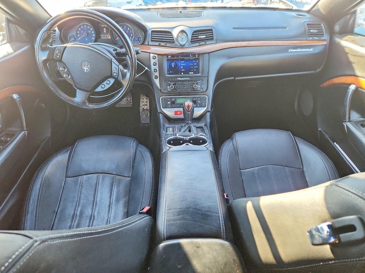 2011 MASERATI GranTurismo