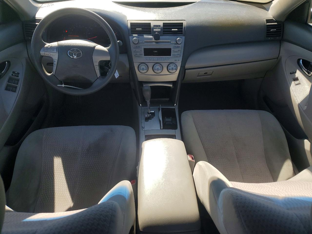 2011 TOYOTA CAMRY