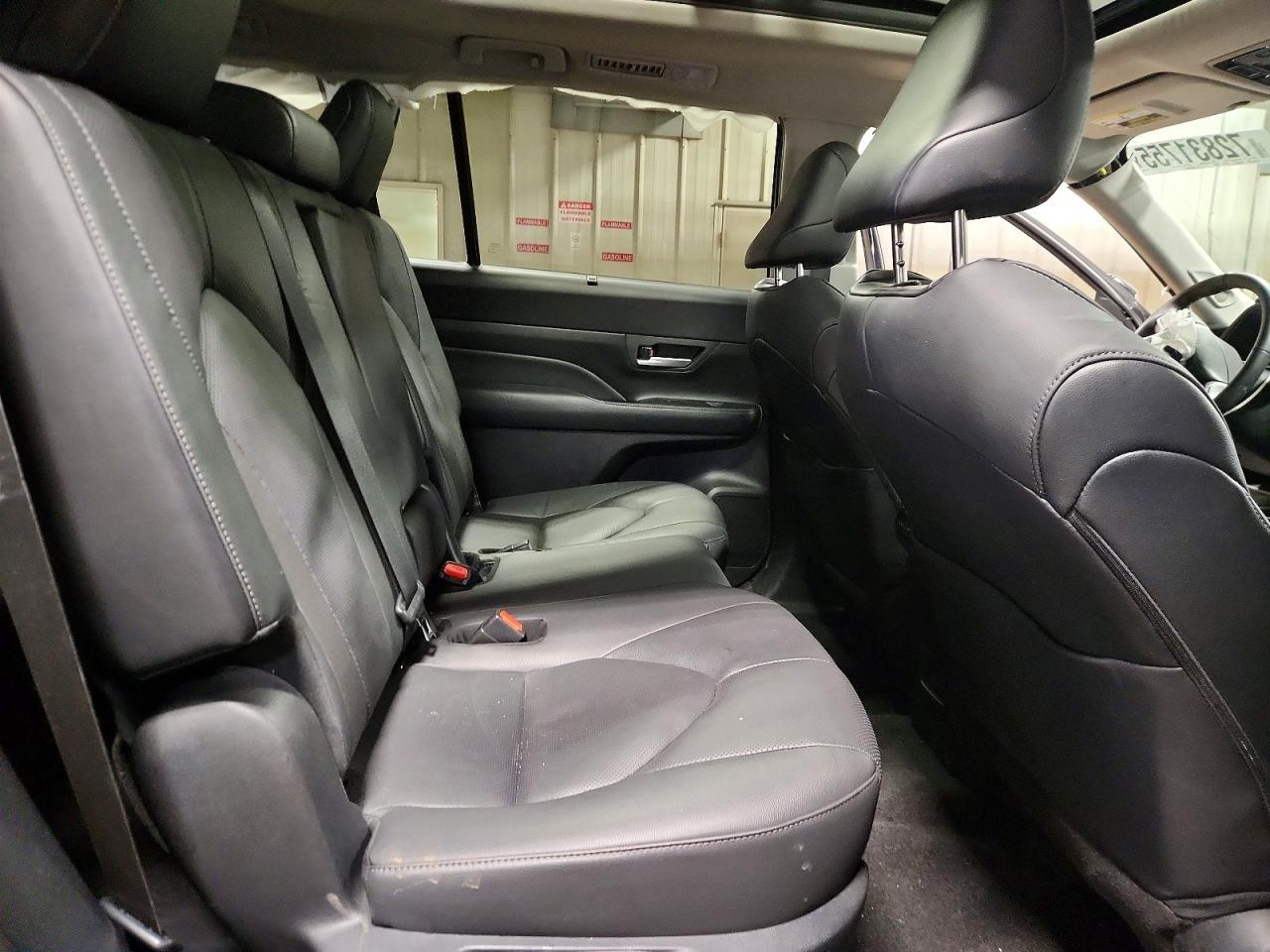 2024 TOYOTA HIGHLANDER