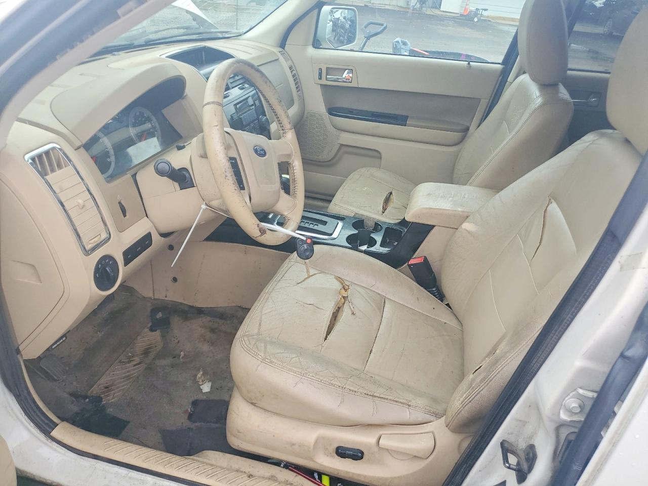 2009 FORD ESCAPE