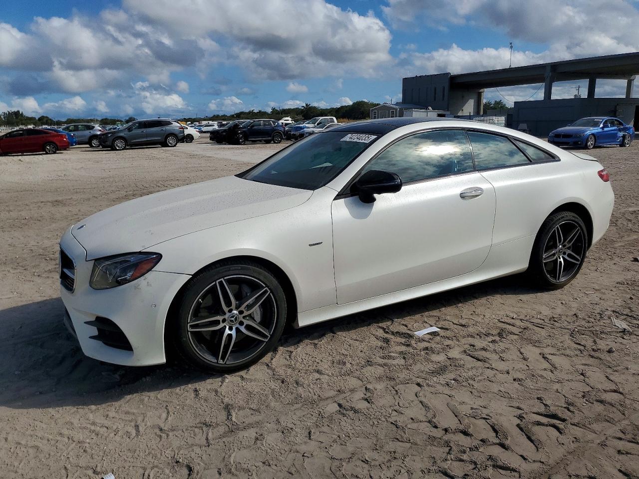 2018 MERCEDES-BENZ E-Class