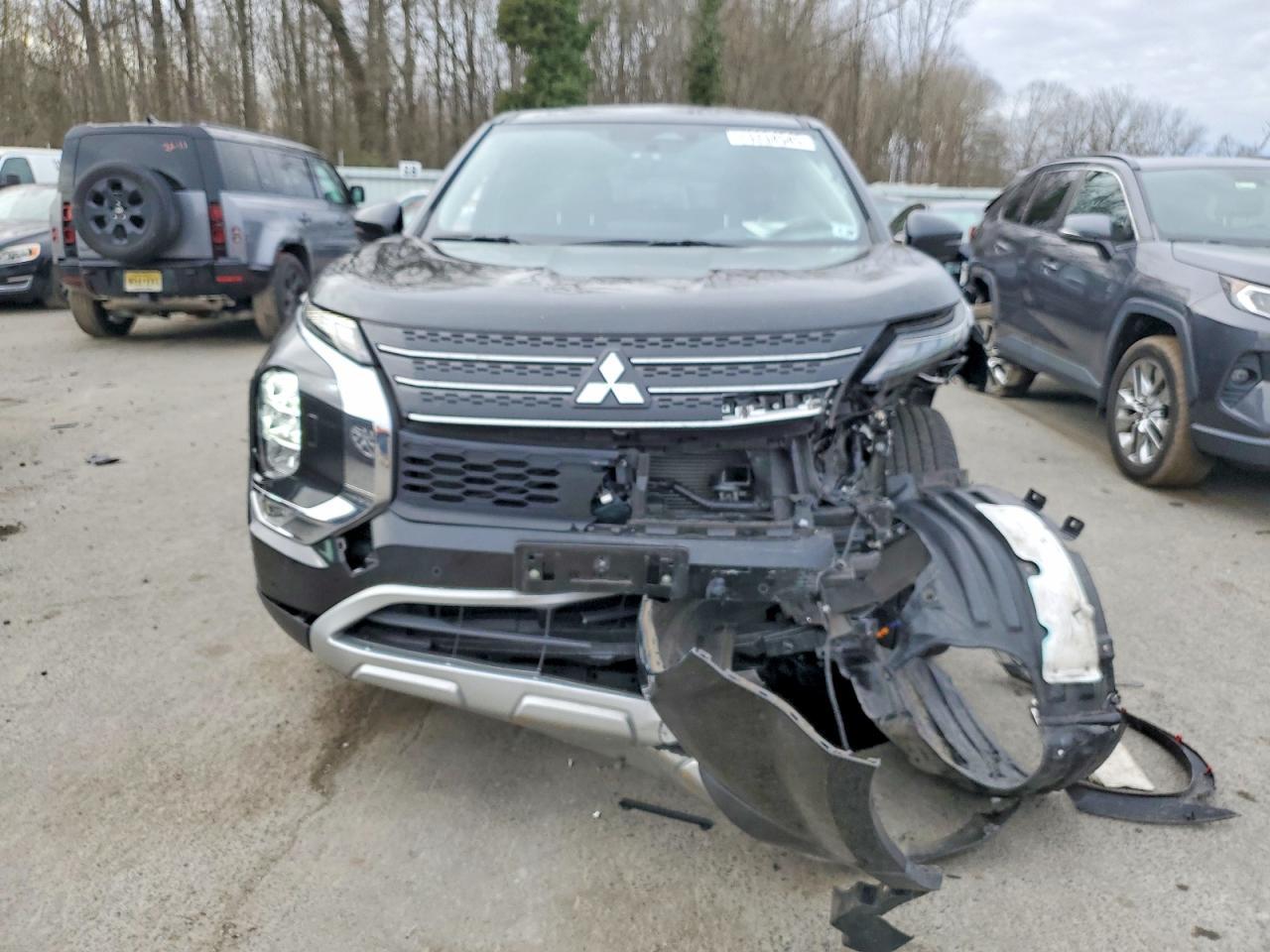2024 MITSUBISHI outlander