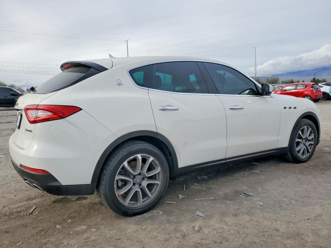 2017 MASERATI Levante