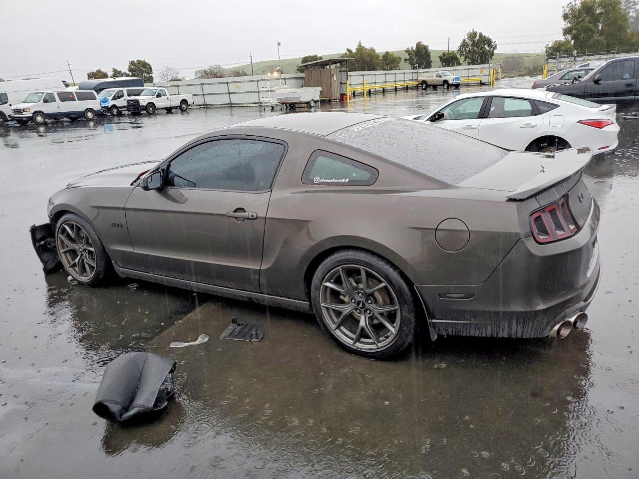 2013 FORD MUSTANG