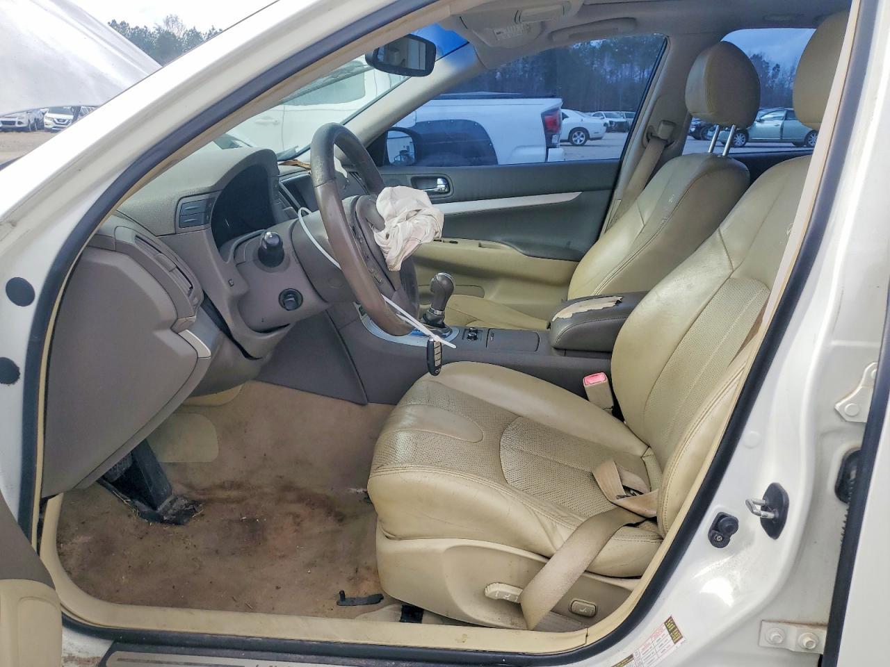 2009 INFINITI G37