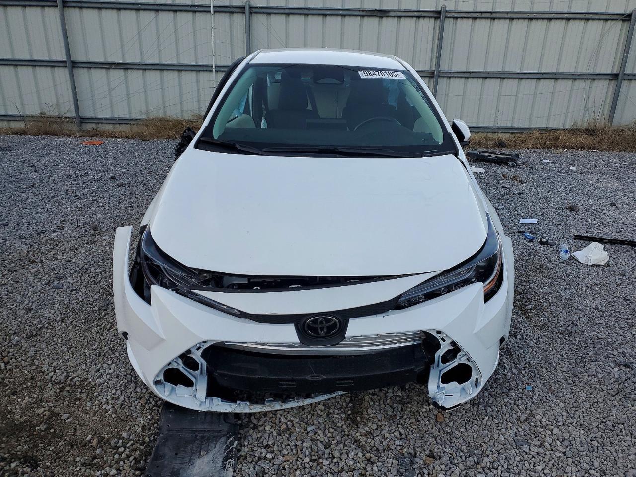 2025 TOYOTA COROLLA