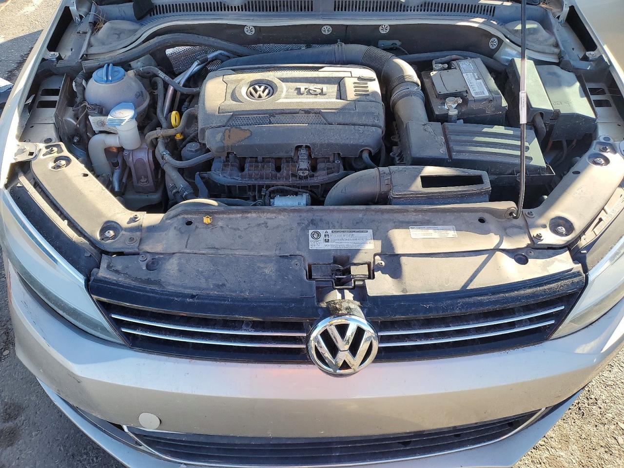 2014 VOLKSWAGEN JETTA