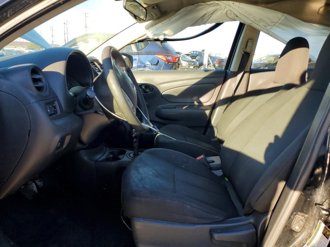 2016 NISSAN VERSA