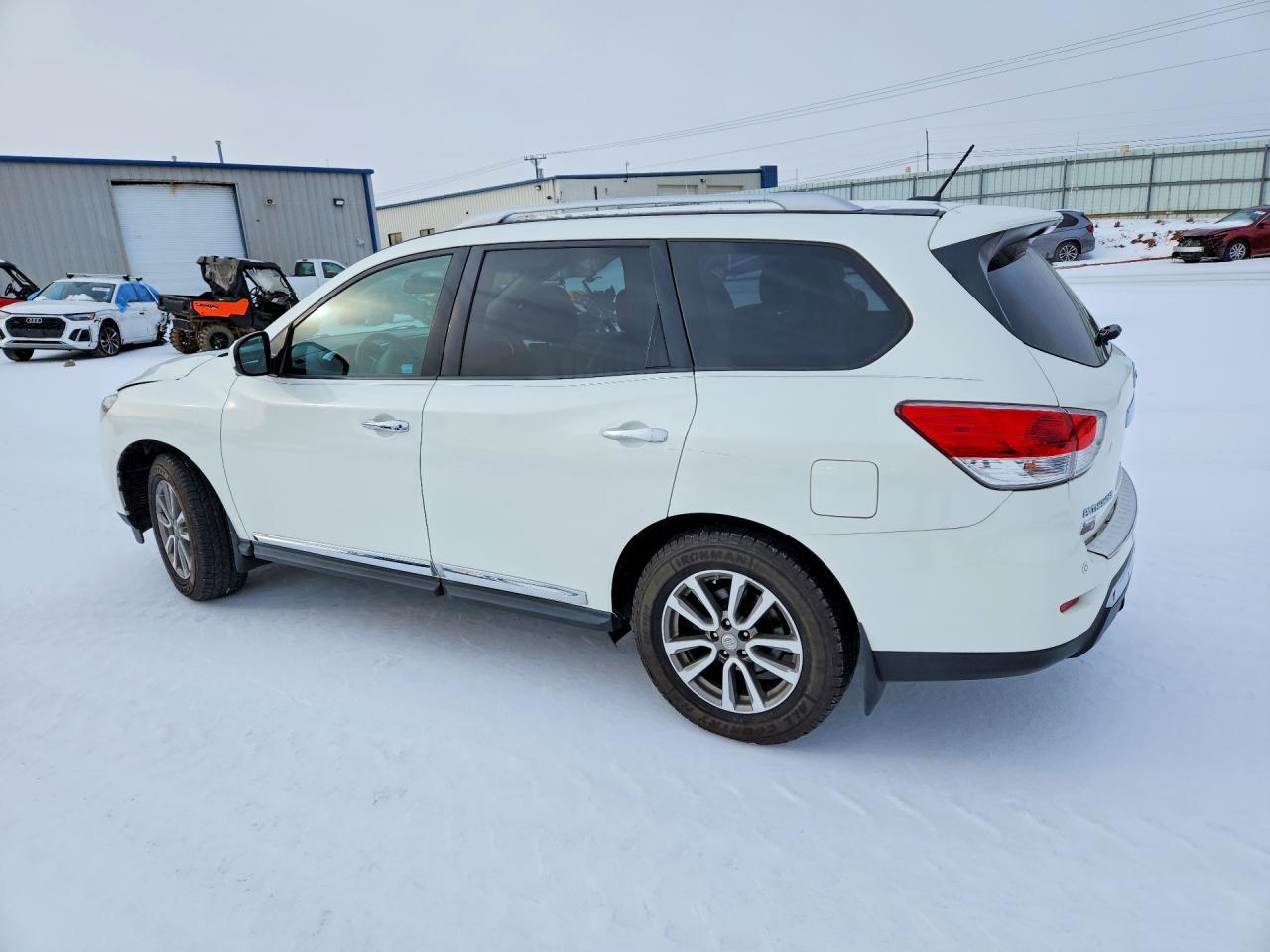 2015 NISSAN PATHFINDER